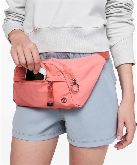 lululemon on the beat belt bag